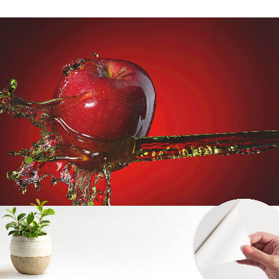 Tapéta Dinamikus piros alma folyékony fröccsenésben