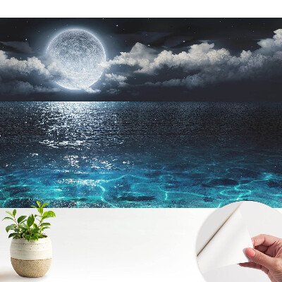 Tapéta A víz és az ég holdtájképének harmóniája