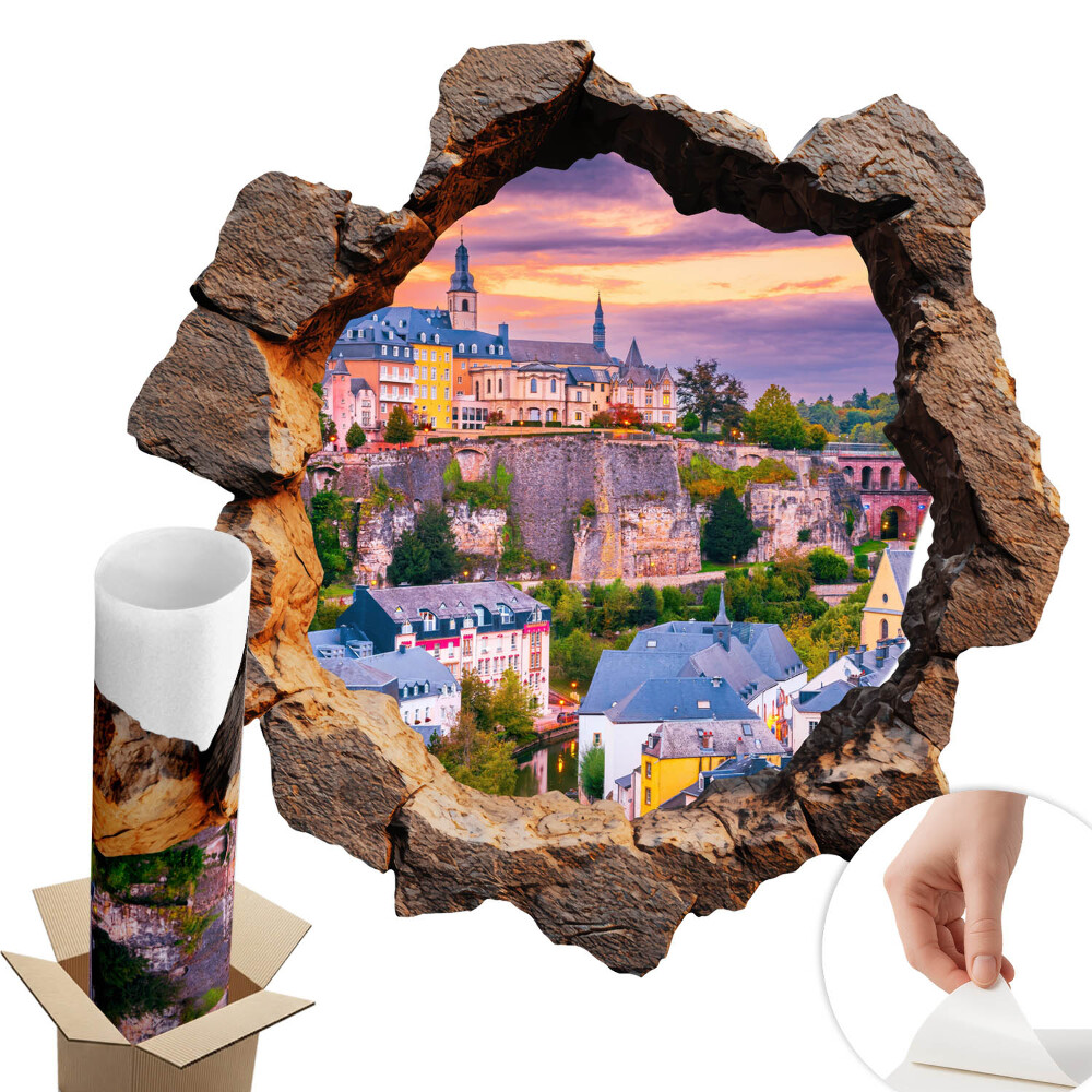 Falmatrica lyuk a falon 130x129 Kő ablak