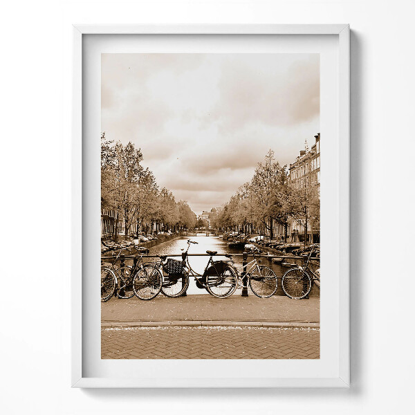 Kép keretben Amszterdam látképe kerékpárokkal