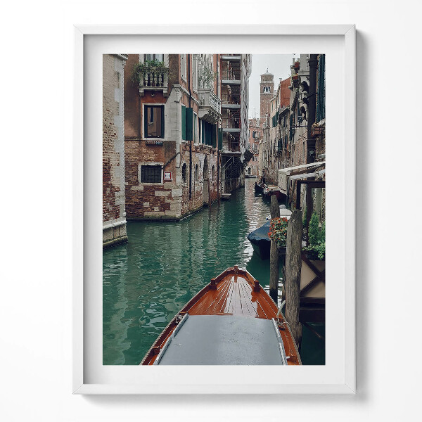 Kép keretben Hajó a velencei csatornák között