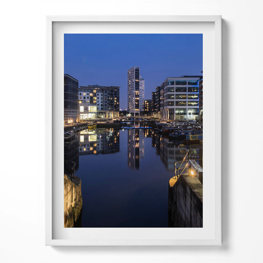 Kép keretben Leeds városának éjszakai kivilágítása