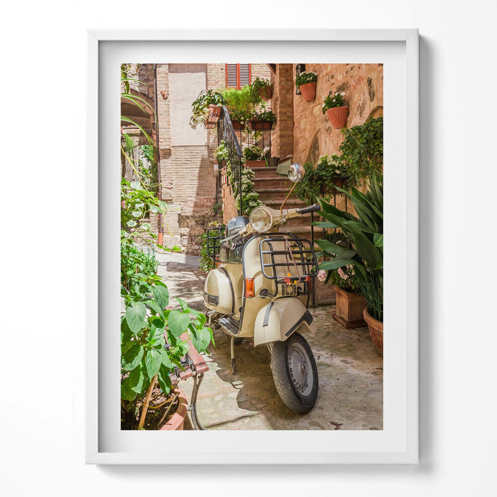 Kép keretben Motorbicikli egy olasz utcán