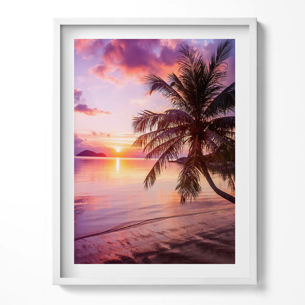 Keretezett kép Szarvas és erdő sziluettje