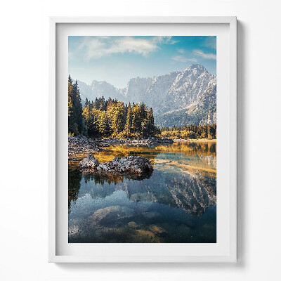 Keretezett kép Gyönyörű hegyi táj egy tóval