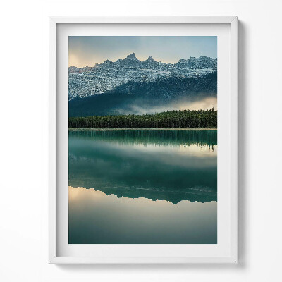 Keretezett kép Erdő és hegyek tó tájkép