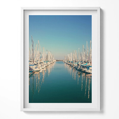 Keretezett kép Hajók a tó vizén