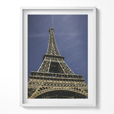 Kép keretben Az Eiffel torony alulnézetből Párizsban