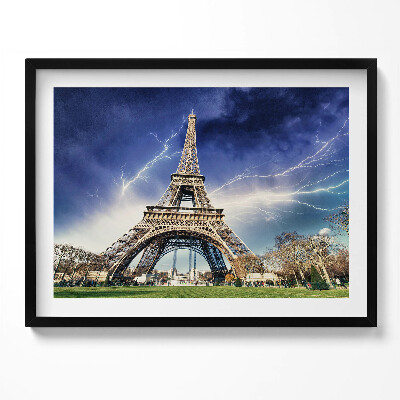 Kép keretben Eiffel-torony viharos háttérrel