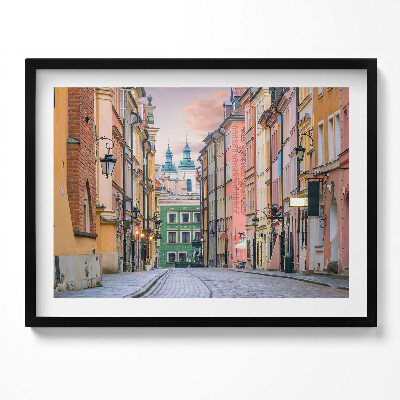 Kép keretben Színes városi utca templomtorony