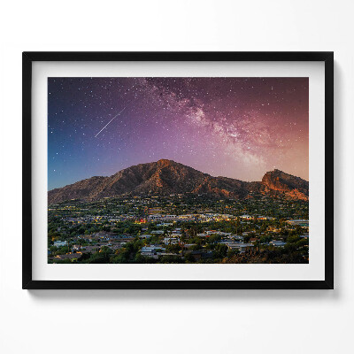 Kép keretben Csillagos égbolt és hegy