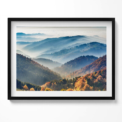 Kép keretben Hegyek és erdők ködben