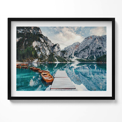 Kép keretben Tó hegyek csónakok híd