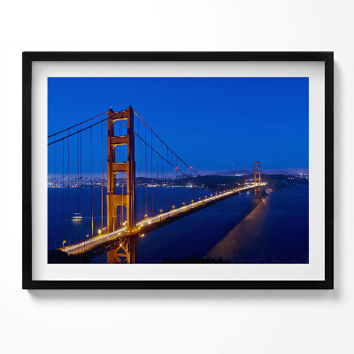 Kép keretben Aranykapu híd éjszakai fényben