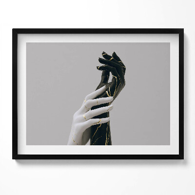 Kép keretben Két kéz ellentétes színekben