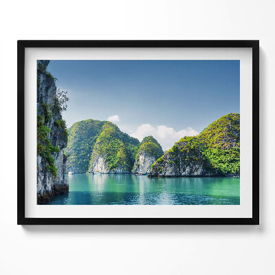 Kép keretben Zöld dombok vízparton