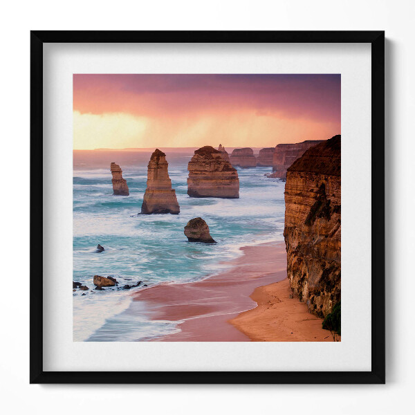 Keretezett falikép Tengerparti sziklaformációk naplementében