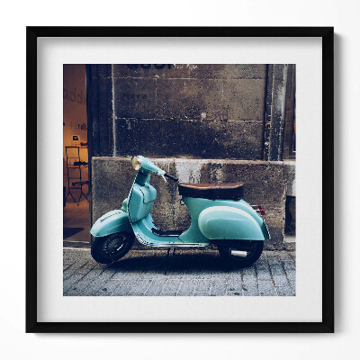 Keretezett falikép Kék robogó egy fal mellett