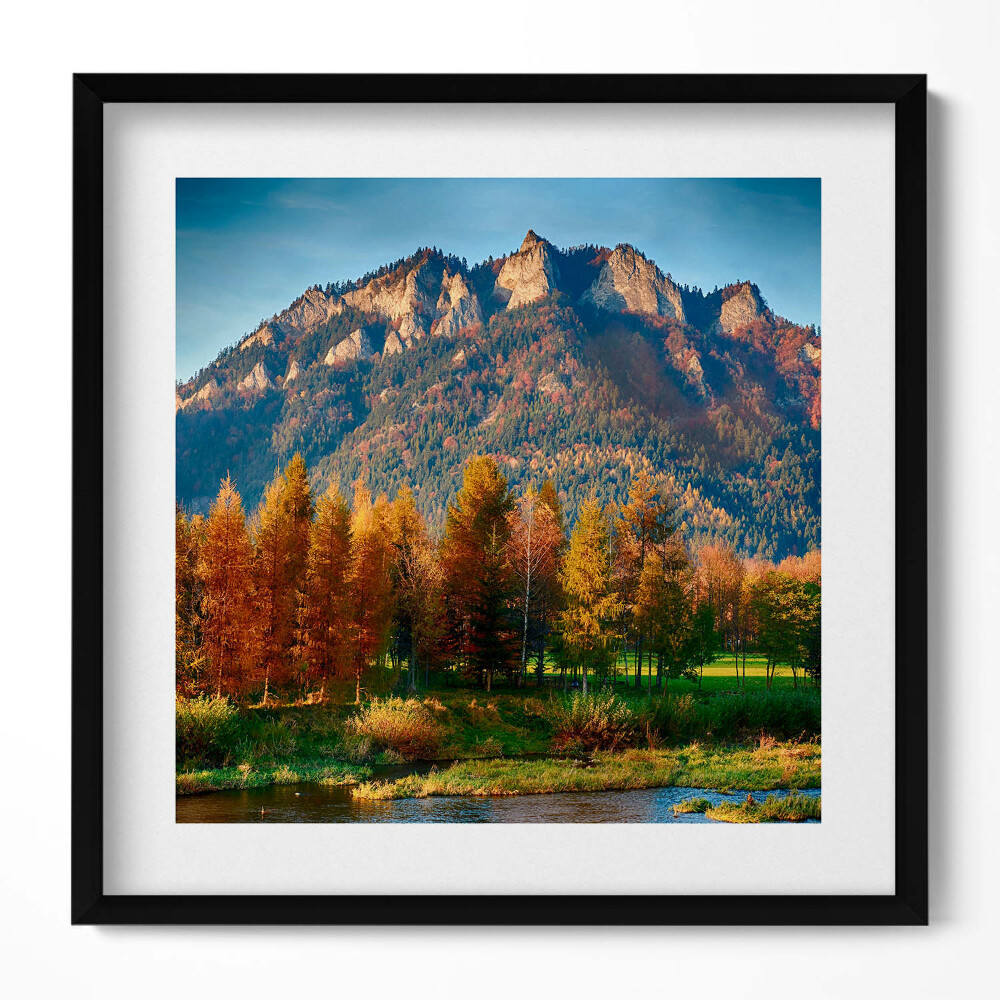 Keretezett falikép Hegyek és őszi fák