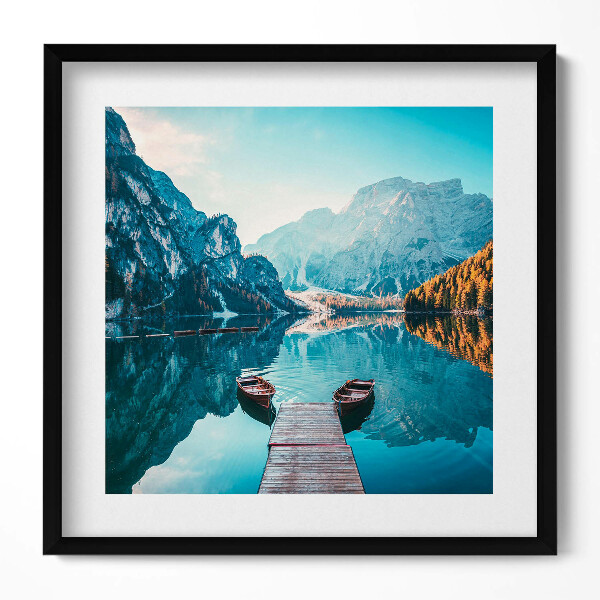 Keretezett falikép Tó hegyek csónakok híd