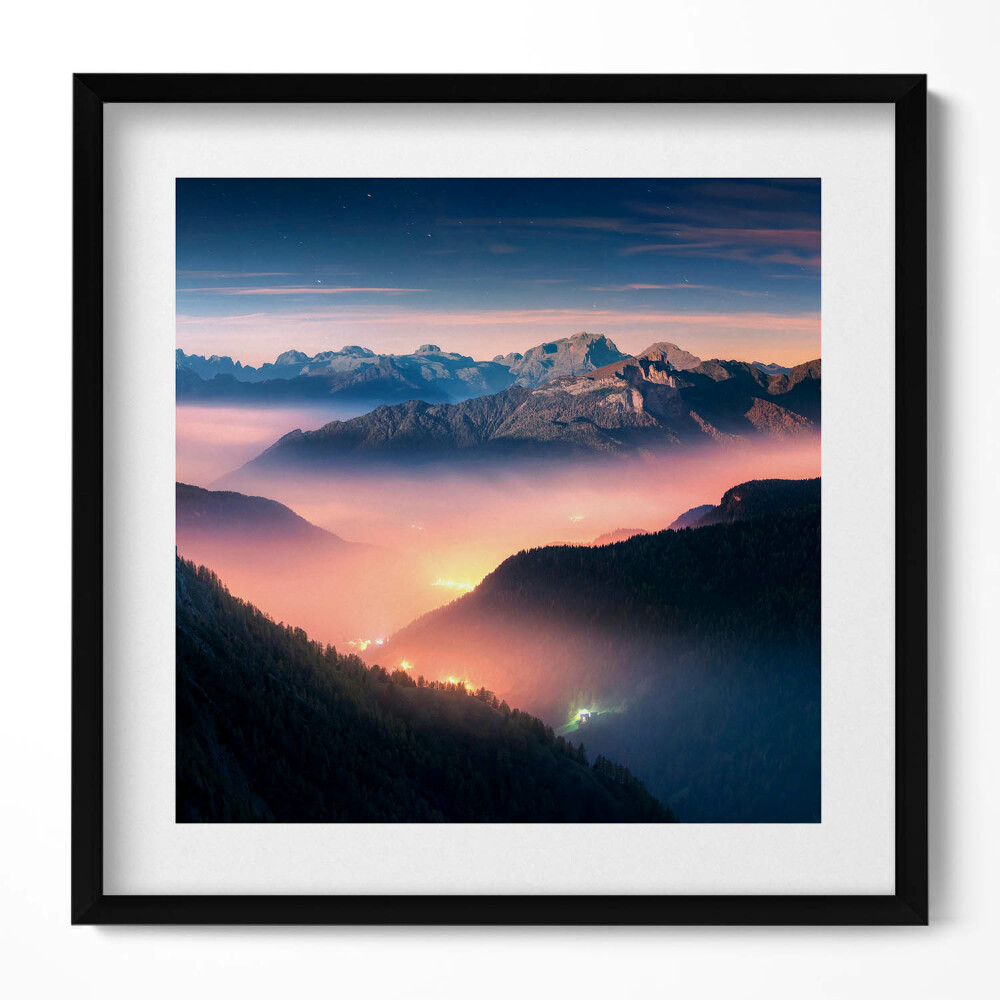 Keretezett falikép Hegyek és ködös völgy