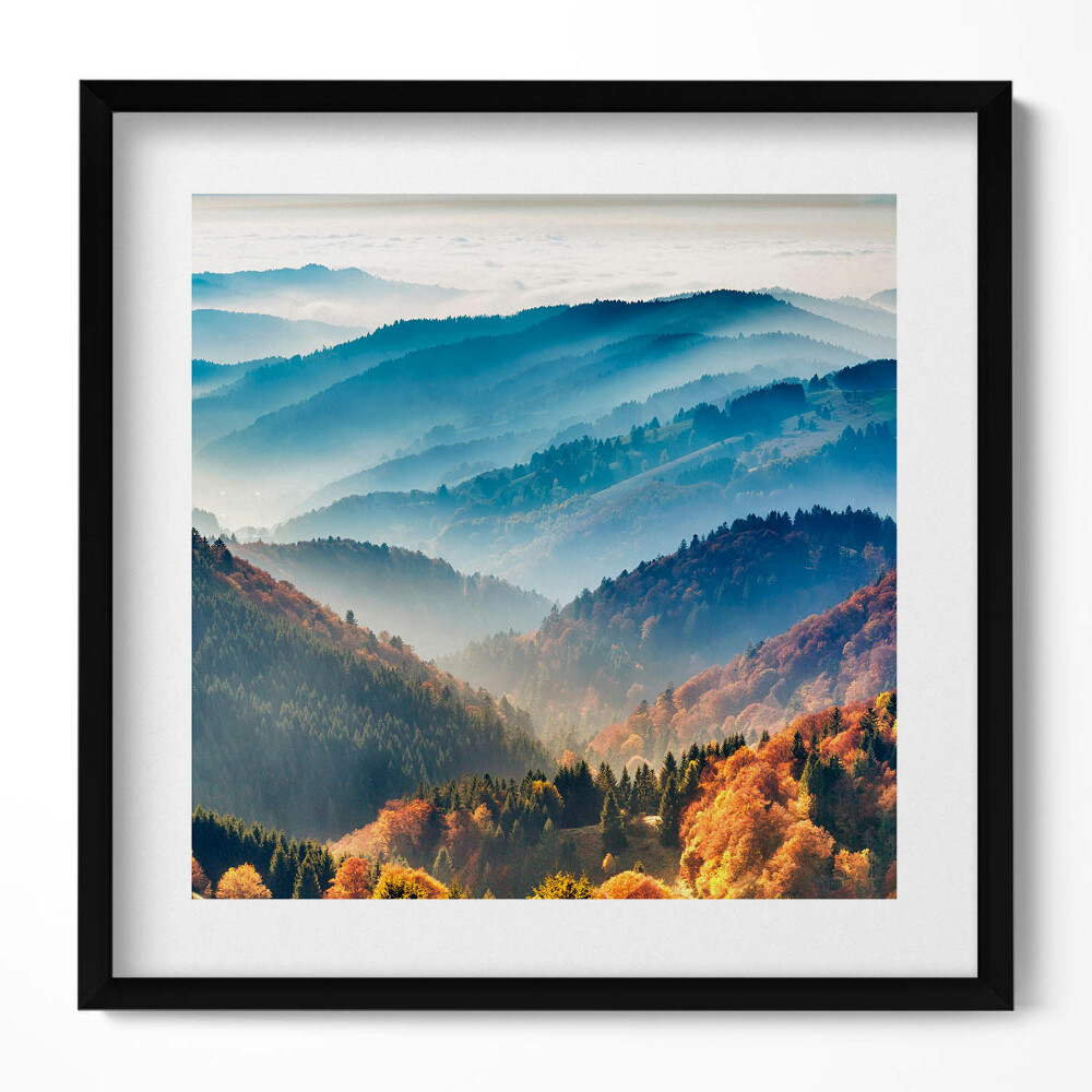 Keretezett falikép Hegyek és erdők ködben
