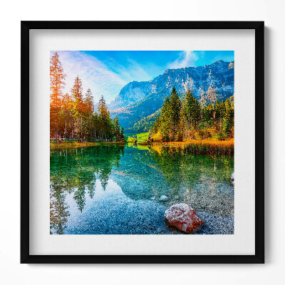 Keretezett falikép Tó hegyek fák tükröződés
