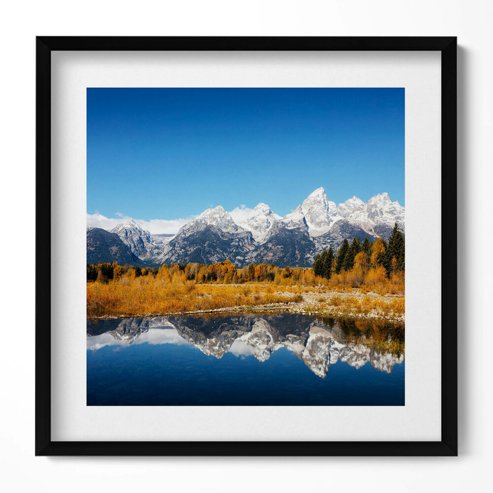 Keretezett falikép Hegyek és tükörképes tó