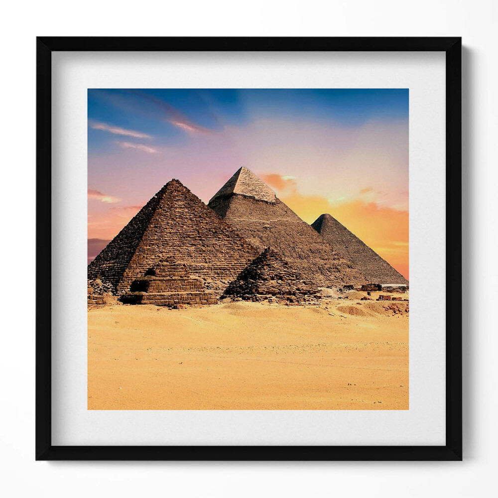 Keretezett falikép Ókori piramisok sivatagban