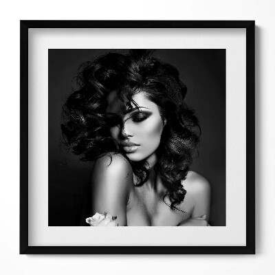 Keretezett falikép Női portré rózsával