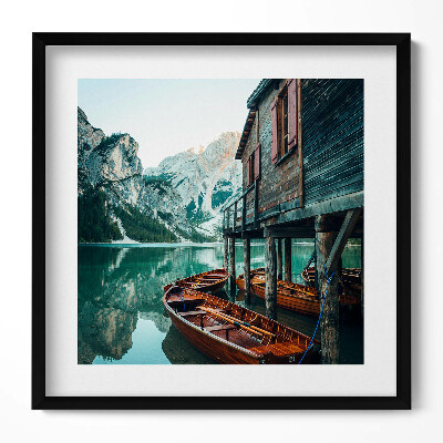 Keretezett falikép Tóparti faház és csónakok