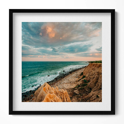 Keretezett falikép Tengerparti sziklák és felhők