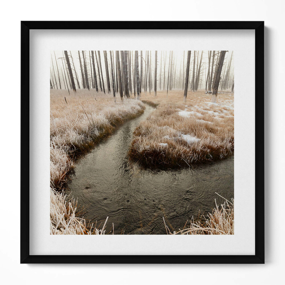 Keretezett falikép Fagyos táj vízfolyás fák