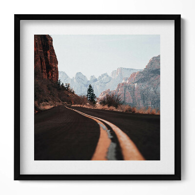 Keretezett falikép Hegyek és kanyargós út