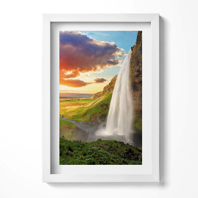 Keretezett kép Vízesés naplementében