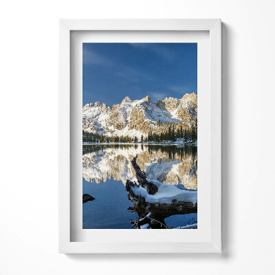 Keretezett kép Hegyek és tükörsima tó
