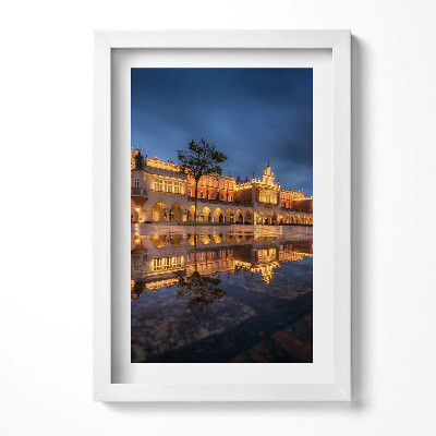 Keretezett kép Tükörkép a város épületeiről