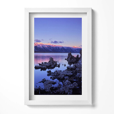 Keretezett kép Tóparti táj hegyekkel