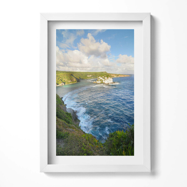 Keretezett kép Tengerparti táj zöld dombokkal