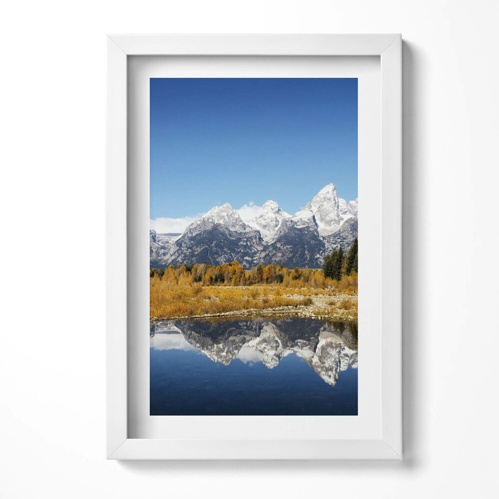 Keretezett kép Hegyek és tükörképes tó