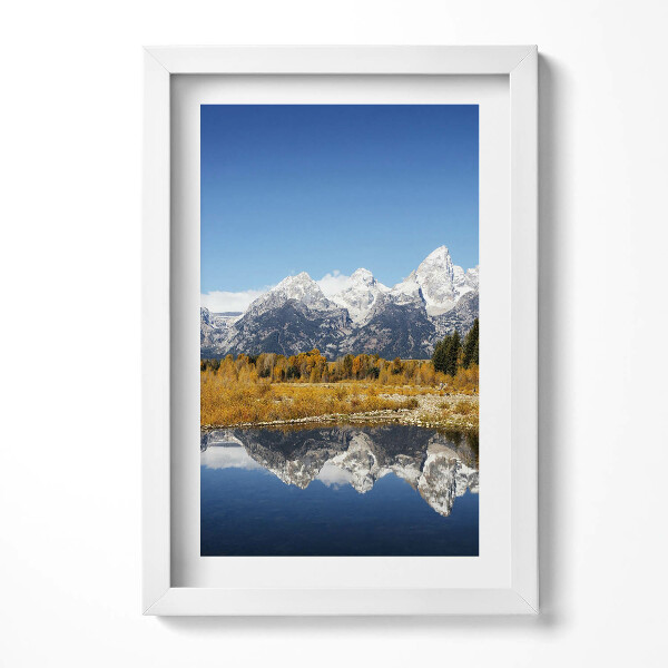 Keretezett kép Hegyek és tükörképes tó