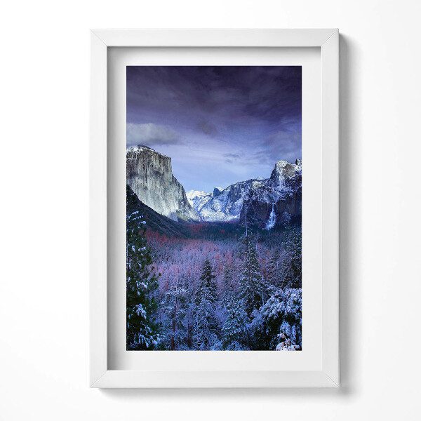 Keretezett kép Téli hegyvidéki táj