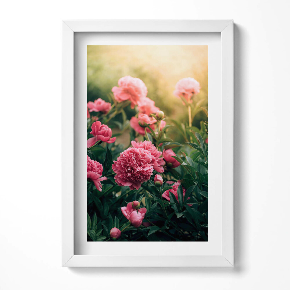 Keretezett kép Rózsaszín virágok zöld levelekkel