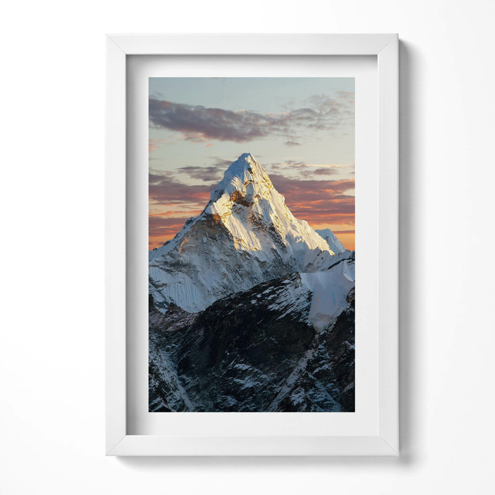 Keretezett kép Havas hegy csodás naplementében