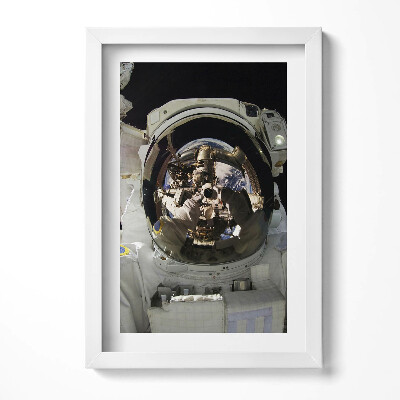 Keretezett kép Űrhajós tükörreflexiója
