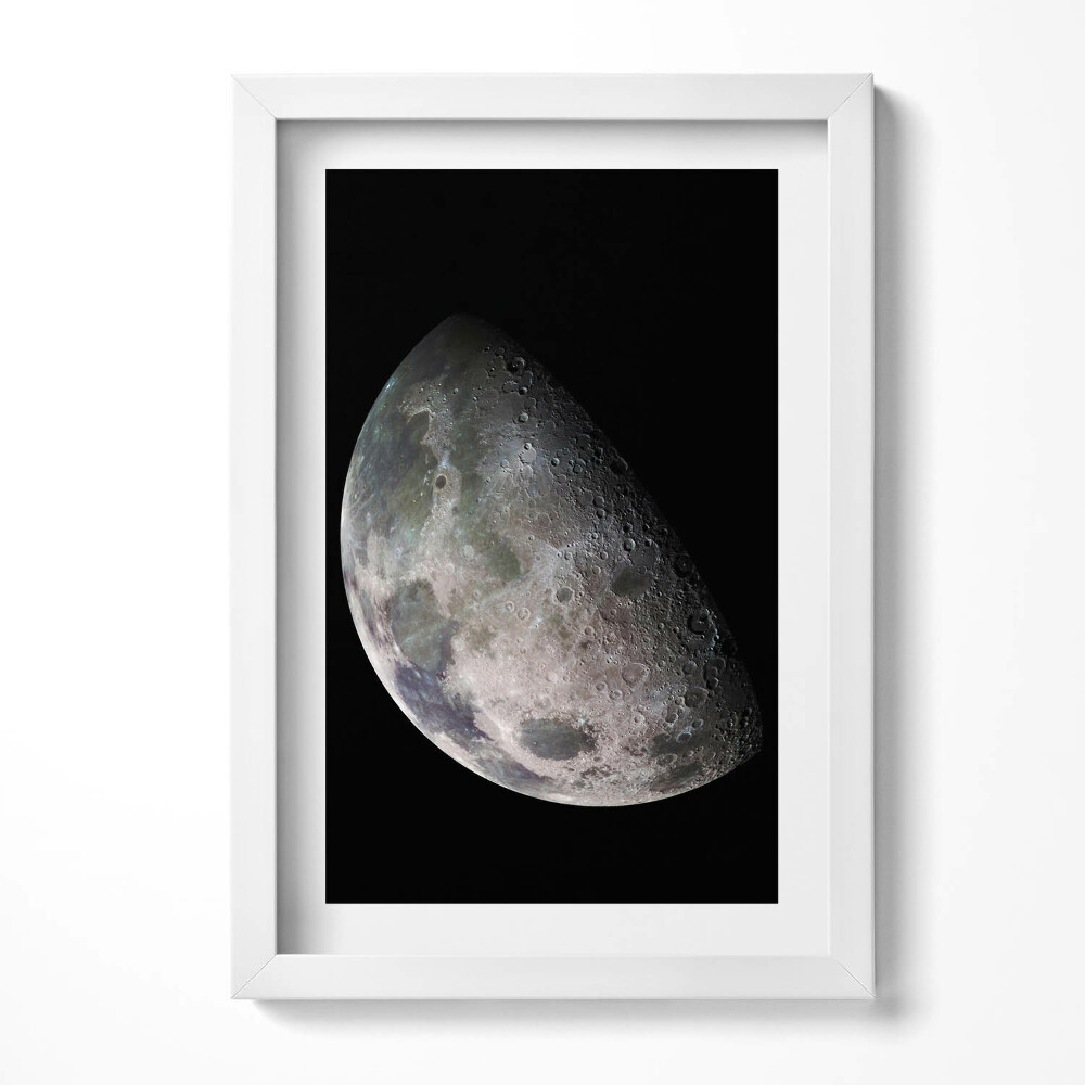 Keretezett kép Félhold a sötét háttér előtt