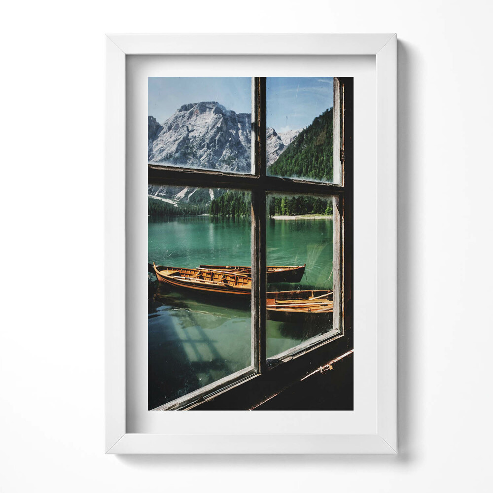 Keretezett kép Tó hegyek csónakok