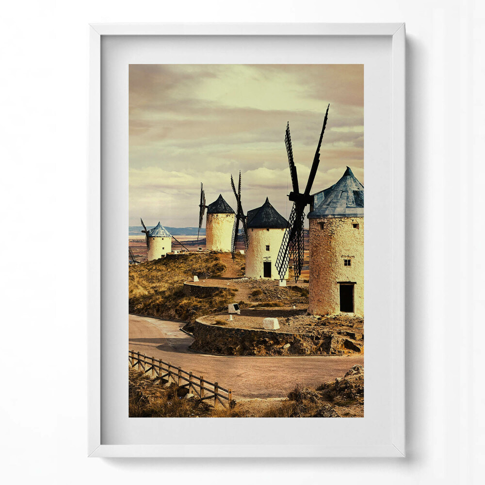 Függőleges kép keretben Szélmalmok vidéki tájban