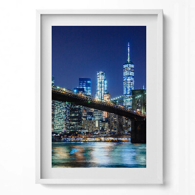 Függőleges kép keretben Éjszakai városi táj híd és felhőkarcolók