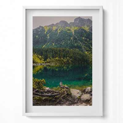 Függőleges kép keretben Hegyek és tükörsimára lapult tó